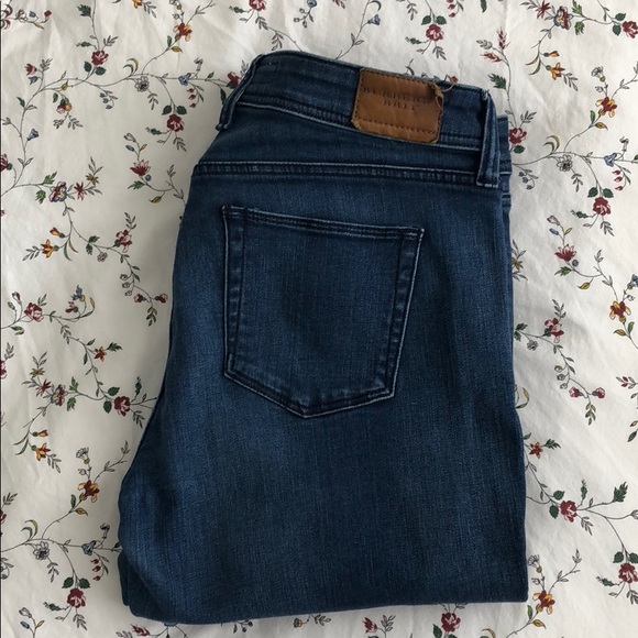 Burberry Denim - Sale!!!BURBERRY skinny low-rise jeans